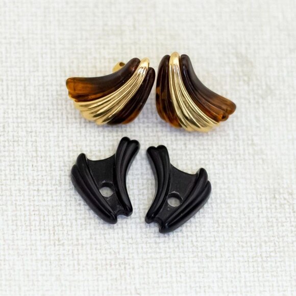 Vintage Convertible Intricate Stud Earrings by Avon - P1 - Picture 1 of 2